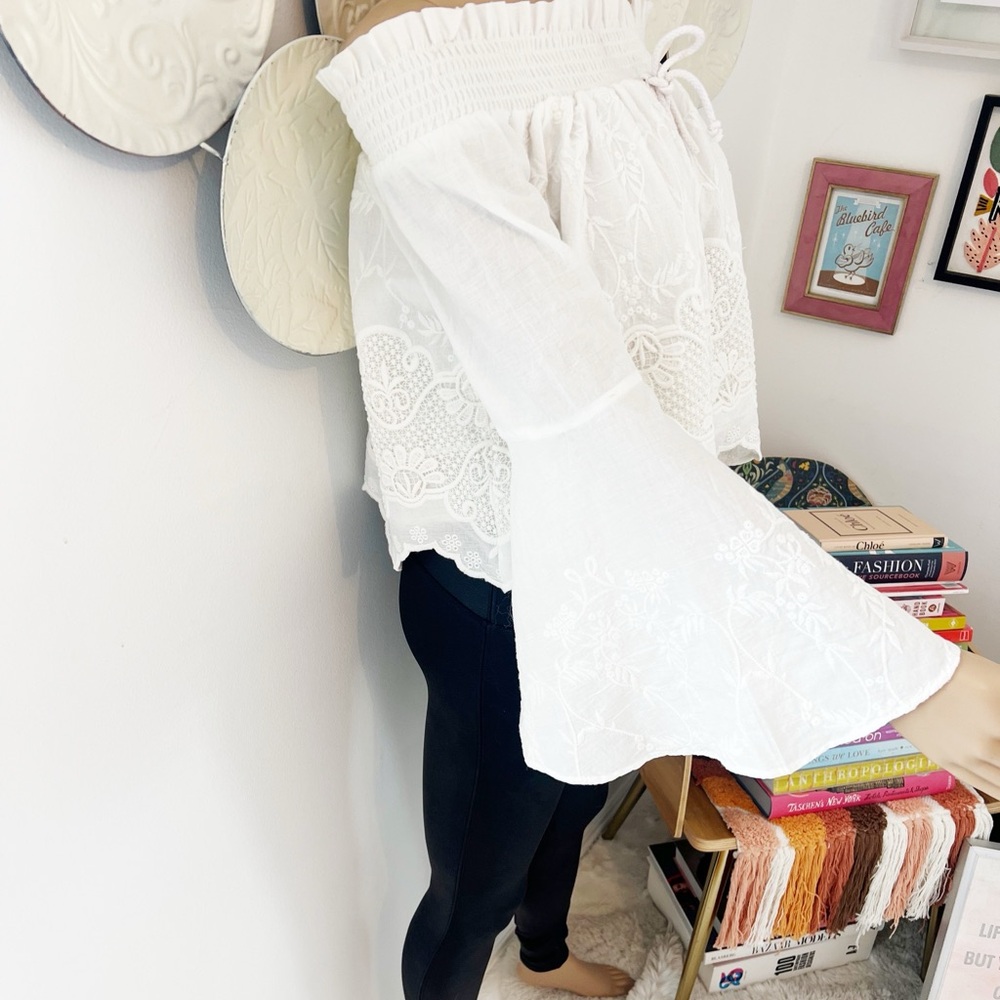 NWT Red Carter Off Shoulder Embroidered Blouse - Picture 3 of 6